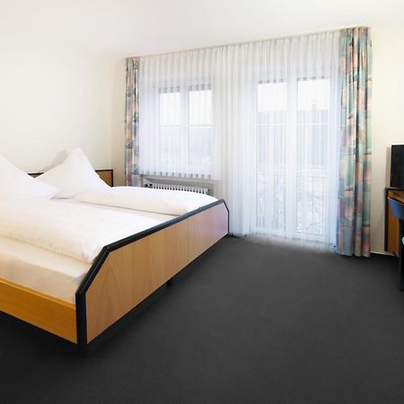 Gasthof Linde - Hotel Blum Unterroth Eksteriør billede