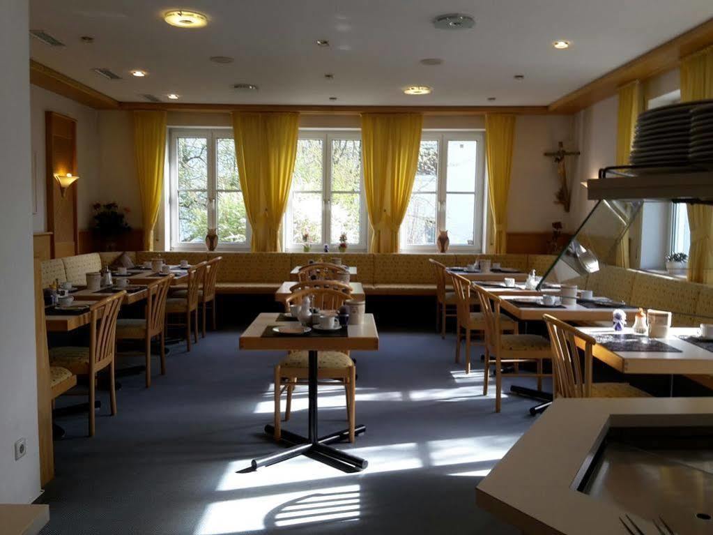 Gasthof Linde - Hotel Blum Unterroth Eksteriør billede